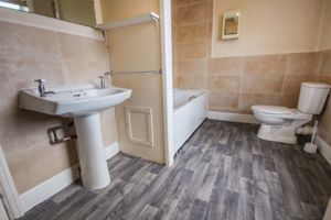 Photo 26- click for photo gallery